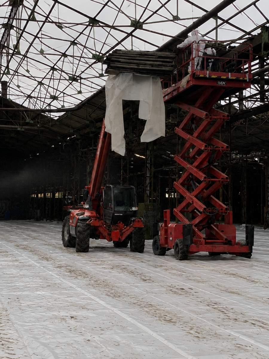 Travaux de désamiantage sur la friche industrielle Everitube à Bassens